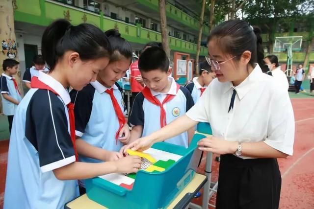 复兴区小学最新动态报道